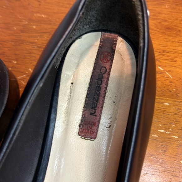 Witchy Capezzani Pointed Toe Grommet Flats Shoes Size 38 or US 7 - Picture 3 of 7